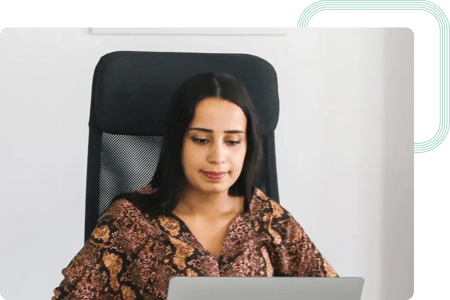 Programadora Fullstack a trabalhar na ferramenta de testes do cliente utilizando Java Swing